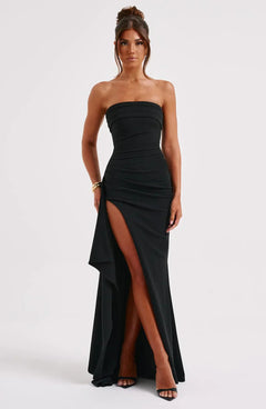 Side-Slit Maxi Dress Figure-Flattering – Lucelia - Black - Hadassha